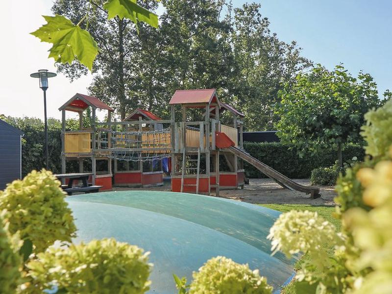 048E841873A40DB5B835F21308DF115C