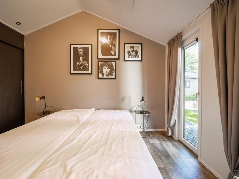 FA925673BBF2FDF097A5C0D69019DACB