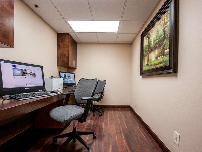 30C5D18EE53AE682806591C53100C82E