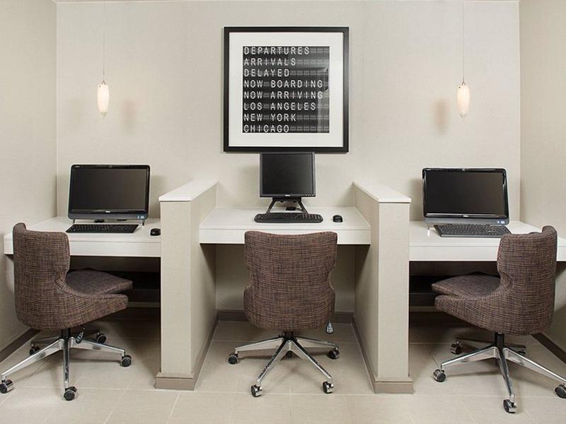 DD312056BB431395982C66DDB185B83B