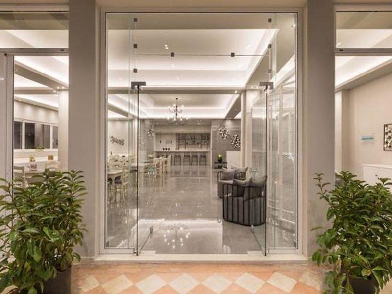 1474407398F377C2FAAA6755719C8158