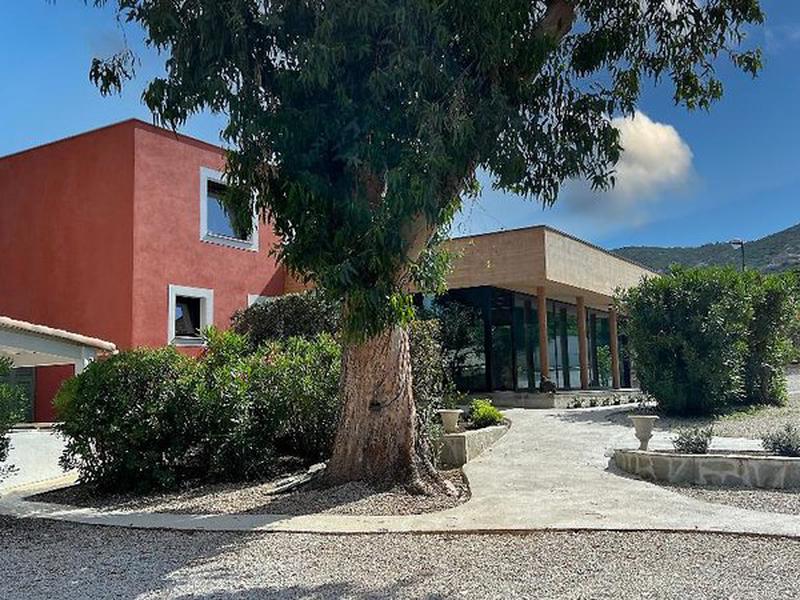 F4F79205D7EAD636025338128965E79A