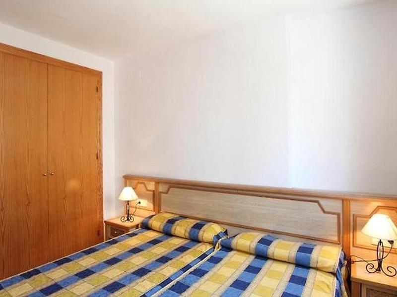 E202F062BB8E1C5EE6B7A294C39E51E0