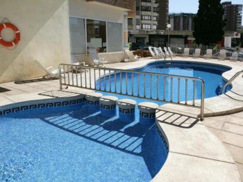 CCDB77E939AA832D143C17DAF5C9C24F