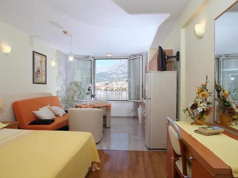 3588B641AECC90A342B6E4898CE46182