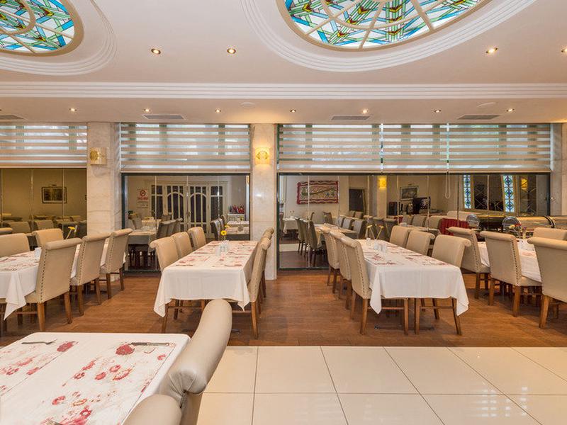 EEC0547D080B64A803F15441955F9257