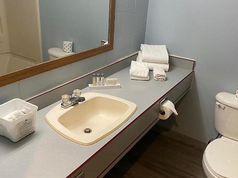 FCDB4B4B497BCF07BA1B8D7017D84719