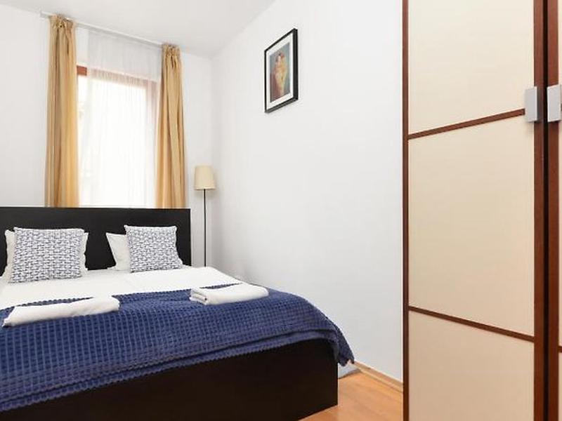 68B79511EE0801A1A0B6168DED00BCB3