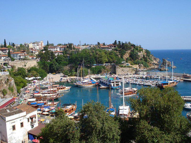 AD41B4588DE367E1C9D5B6C75291F12E