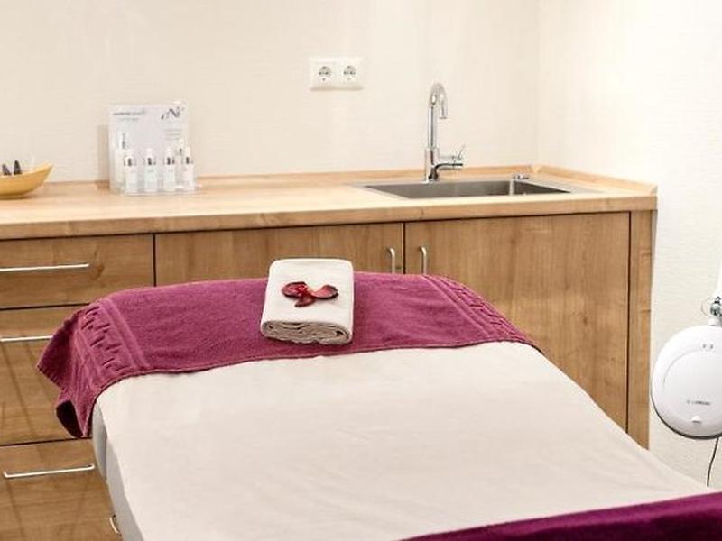 78FDFA4583AACF4385CF086104A490BA