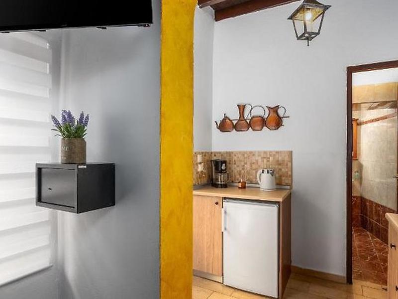 8AA2A9E20034B3F56C8A349114180572