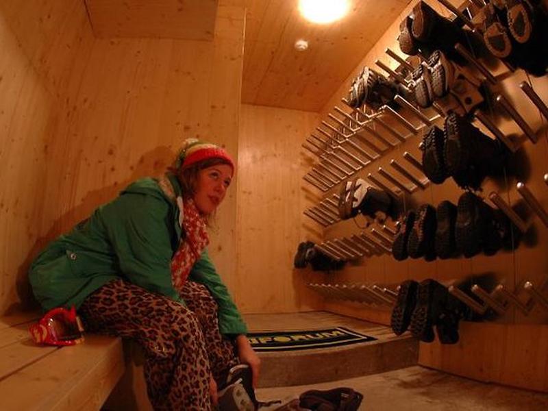 AF76D5B09685FA11EC0A79FF34A22F9E