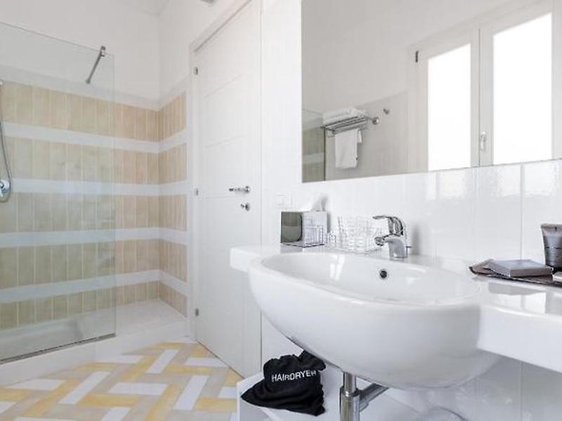 16F1802AC73537A4E5024281EC4DF340