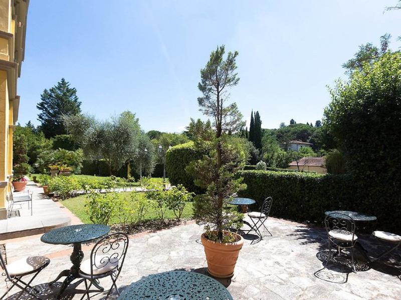 29684BAD1FAFC3CC6D8D2E52F3078331