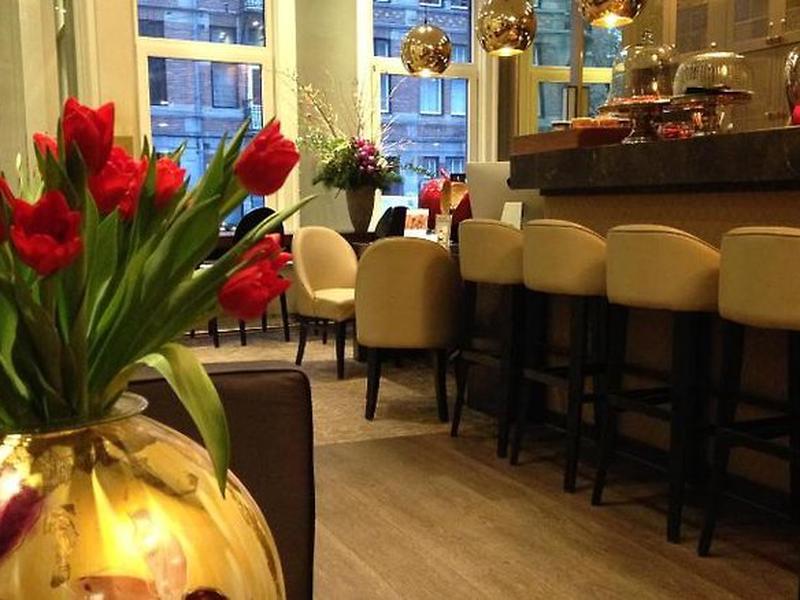 AA036ADEC2E6B03F1A2054089636EF01