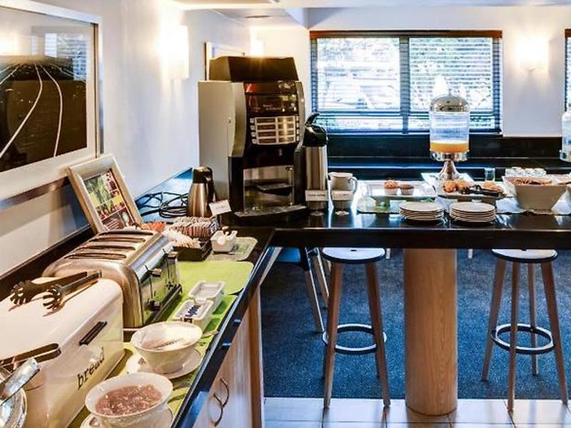 4B515B954AFE9AED53433C09D5B9DB44