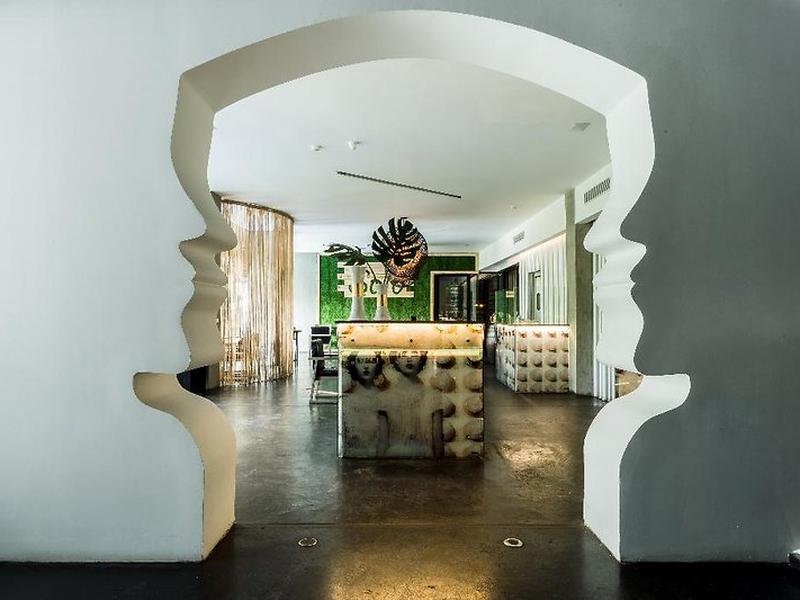 CD7CEEFAA05817D7D1D816DCADA34DF9