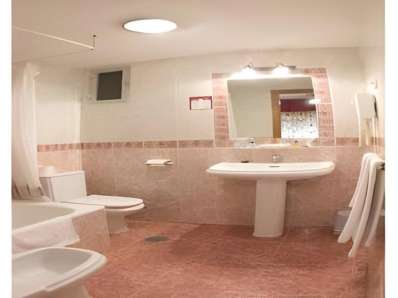 A54A5A732CD256192B0CD4A118AEA100