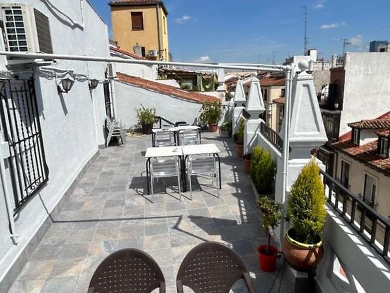 B4B404C7132AEAA202F9A395688DBDB4