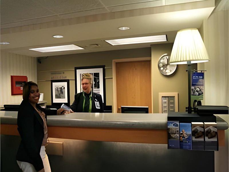 9DB61169D657A8C7B2A112AD98CC1423