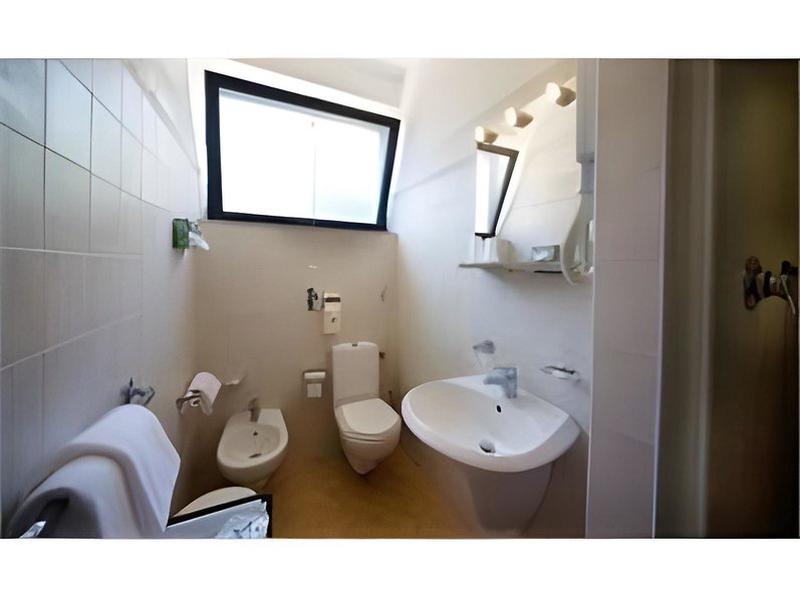 959A498CB1A0486D4437C4314C8BED1D