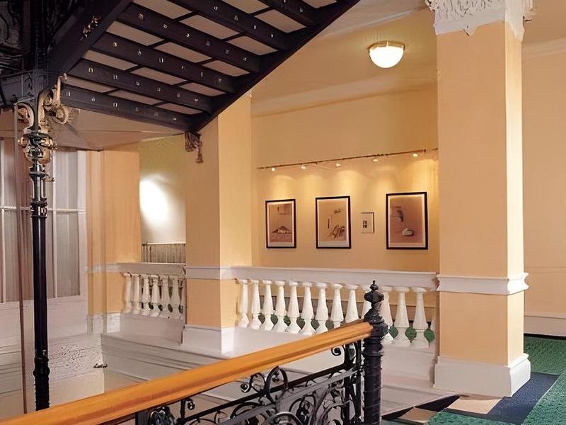 629AF9E7EC883DD81214F944E84FDCD2