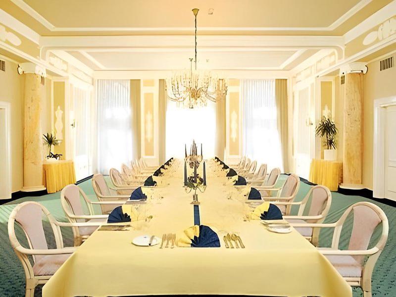 1278C45BDCC397F2B4300360C1078284