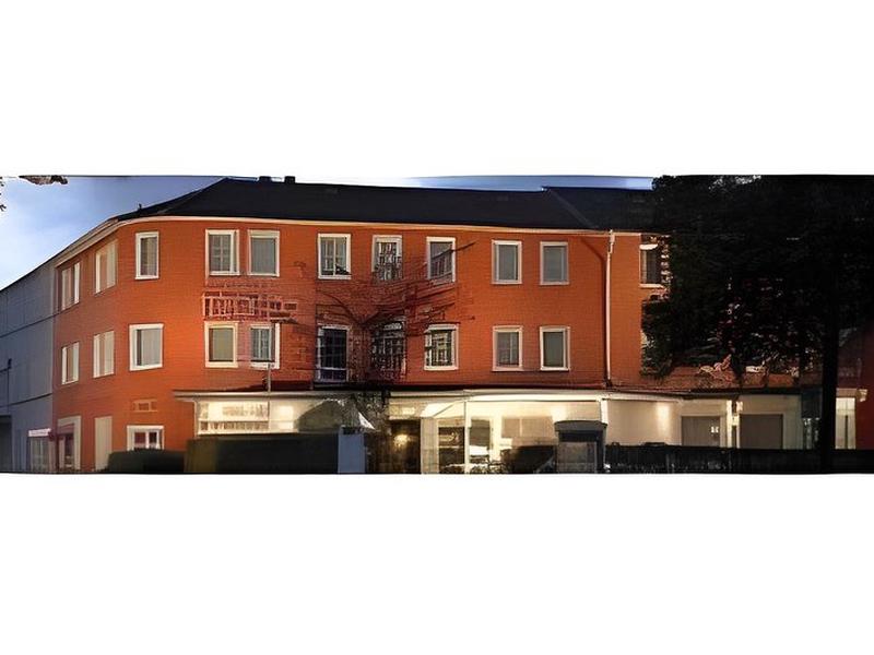 5C565344A1790E9AE21AB3A1D46646E0