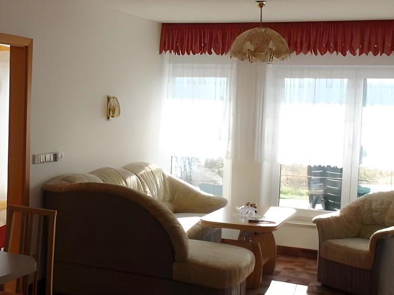 322E0E57CF6A976E631F4DE3F96CA05E