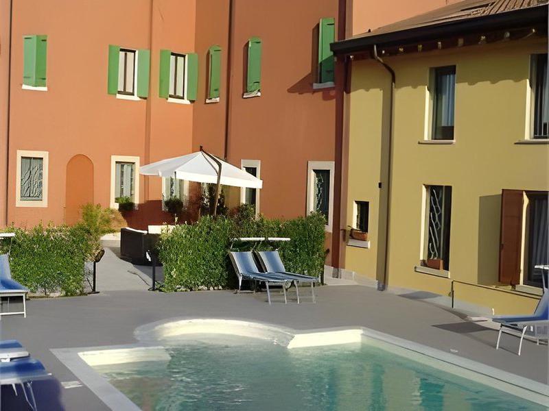 63EF63744966543E16DAEC1CC7155BF7