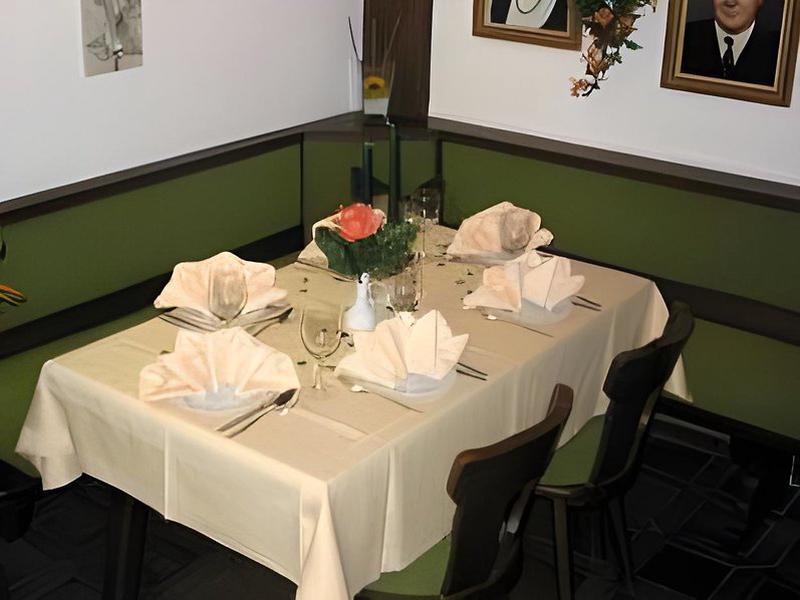 E5BF21E7B0D84DE24B59C024E9C50986