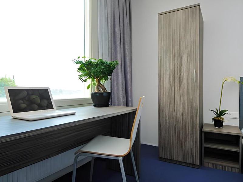 64206DC0126DEB6A7CF10C1633831077