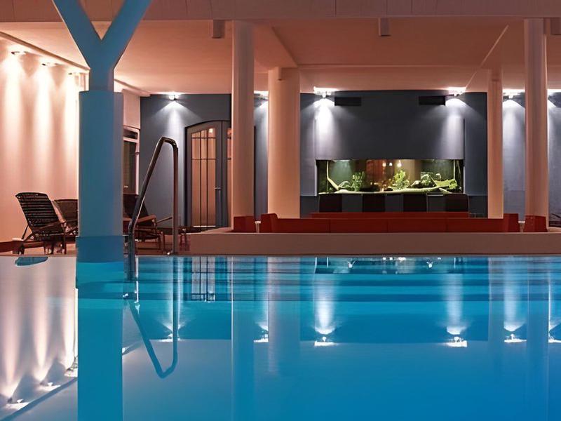 C75F8BE554F930A852D39B1EF3F18678