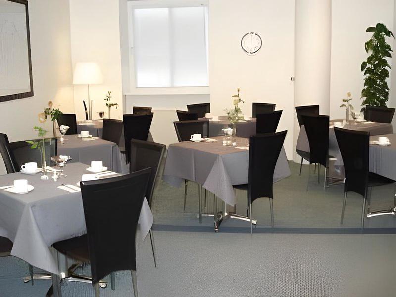 43297D927F503DED4FCCD135BE70CF63