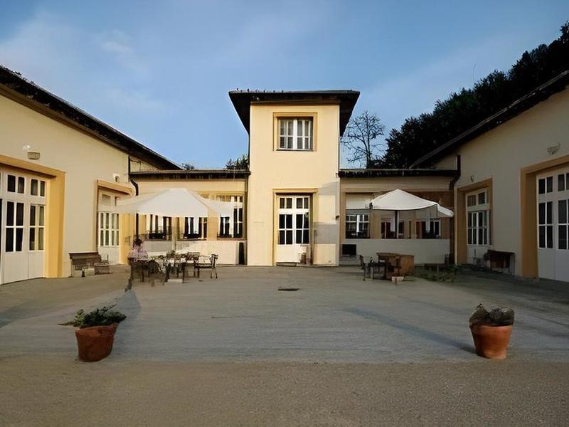 98A76C2CC41CB4E4E18E76A60684E7D8