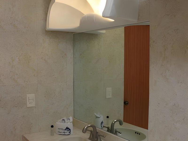 8F539CB738ACEE76BF3F4B6E478DC070