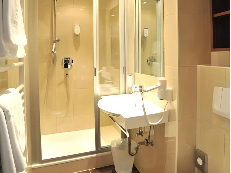 408D099F240563C197B32515EA09219B