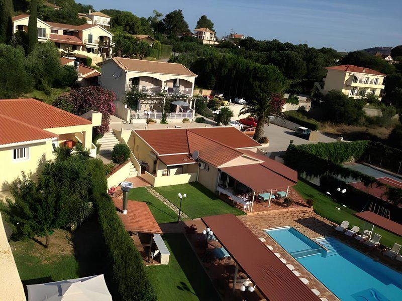 A01932373F8E8D2BDB7B3E6B03E362F9