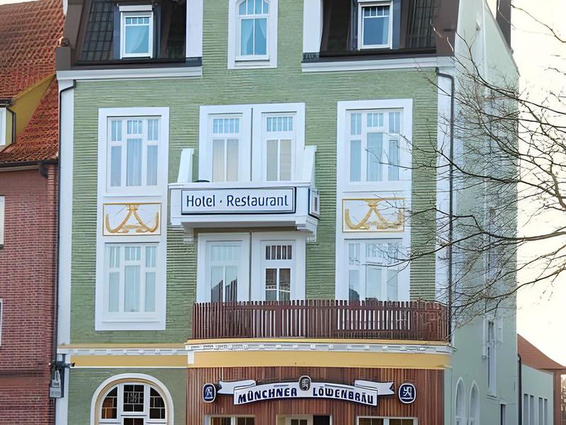 FA2E3607C6398AF3C6E4E4C6E7DF3B44