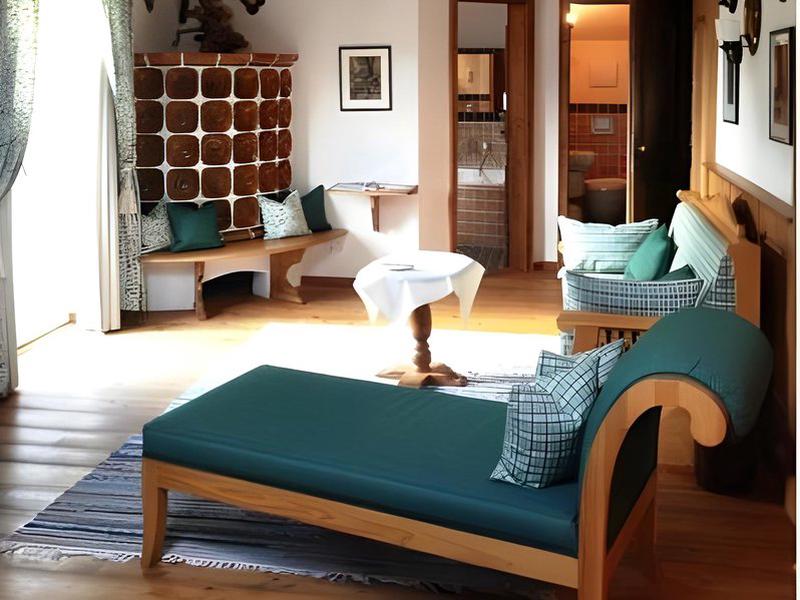 E066C06FE032F9F81B43506B4BF0F908