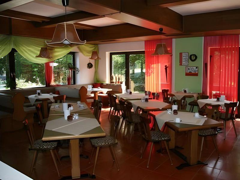 4828BF73C6257EF1D3817A079D14307C