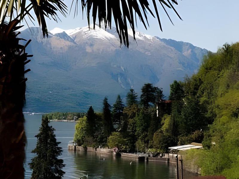 CE285471AC1538434A8998CB39AF85F2