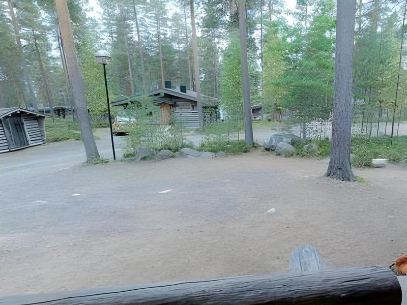 221ABAF696477A2C77C95DC863652AE7