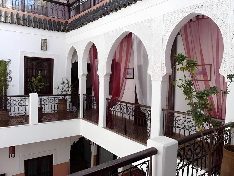 8BB2BDF9EC42CFA45EDE105E1B1A4937