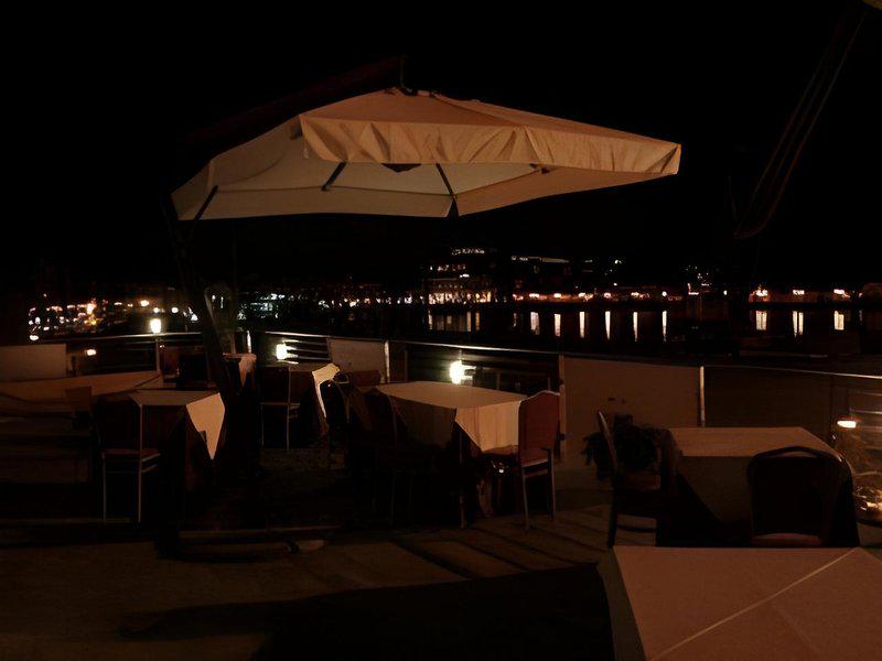 2B4F203256C51C38D4EDE869D706E24C