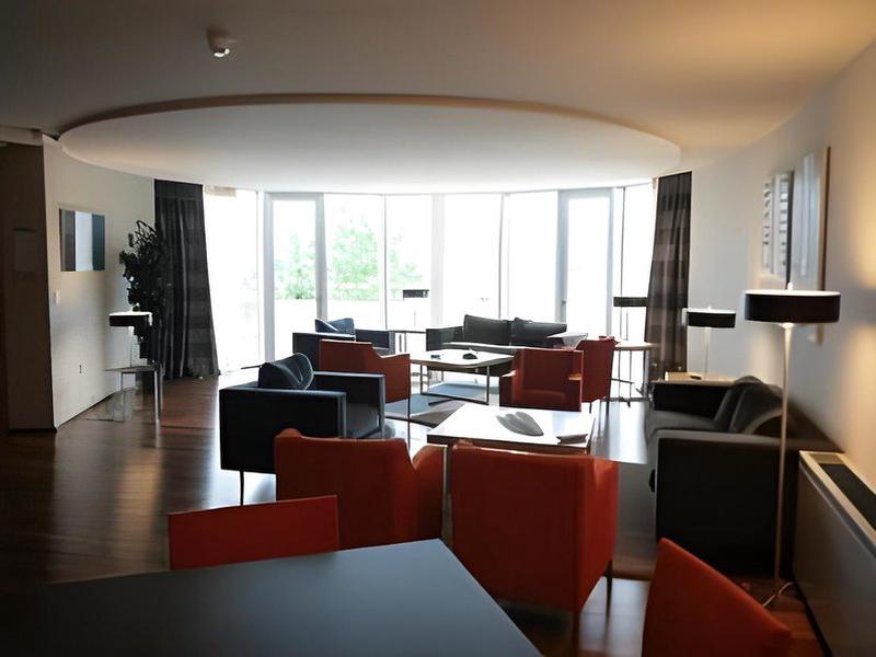 F0B9DEB88F29D0F6CA4957B31D7919E8