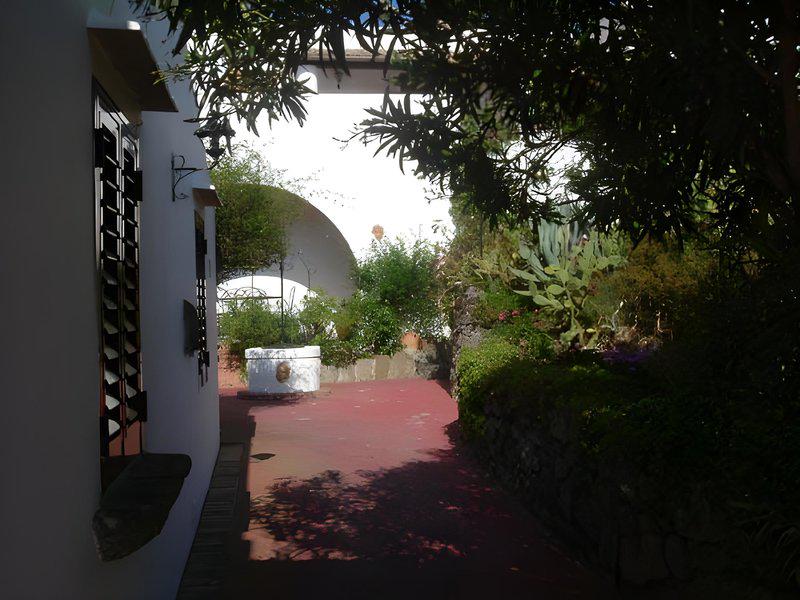 BA1AF1CE88269FD112089C3F86C1DC27