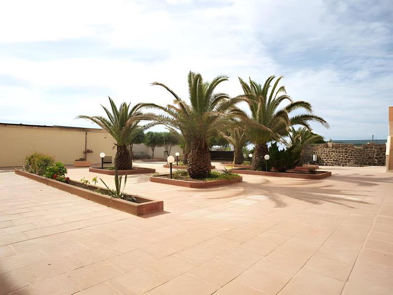 F1E38AEDE49217BDE624A486B608BB49