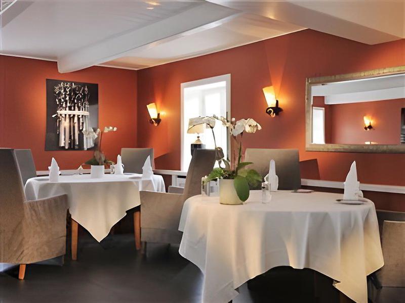 32EAB85D6E3CDF03492EEE49B91480AA