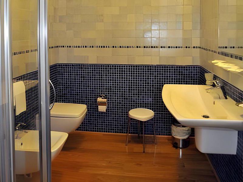 5C22CAA4516E972842BC5D365E272AC0